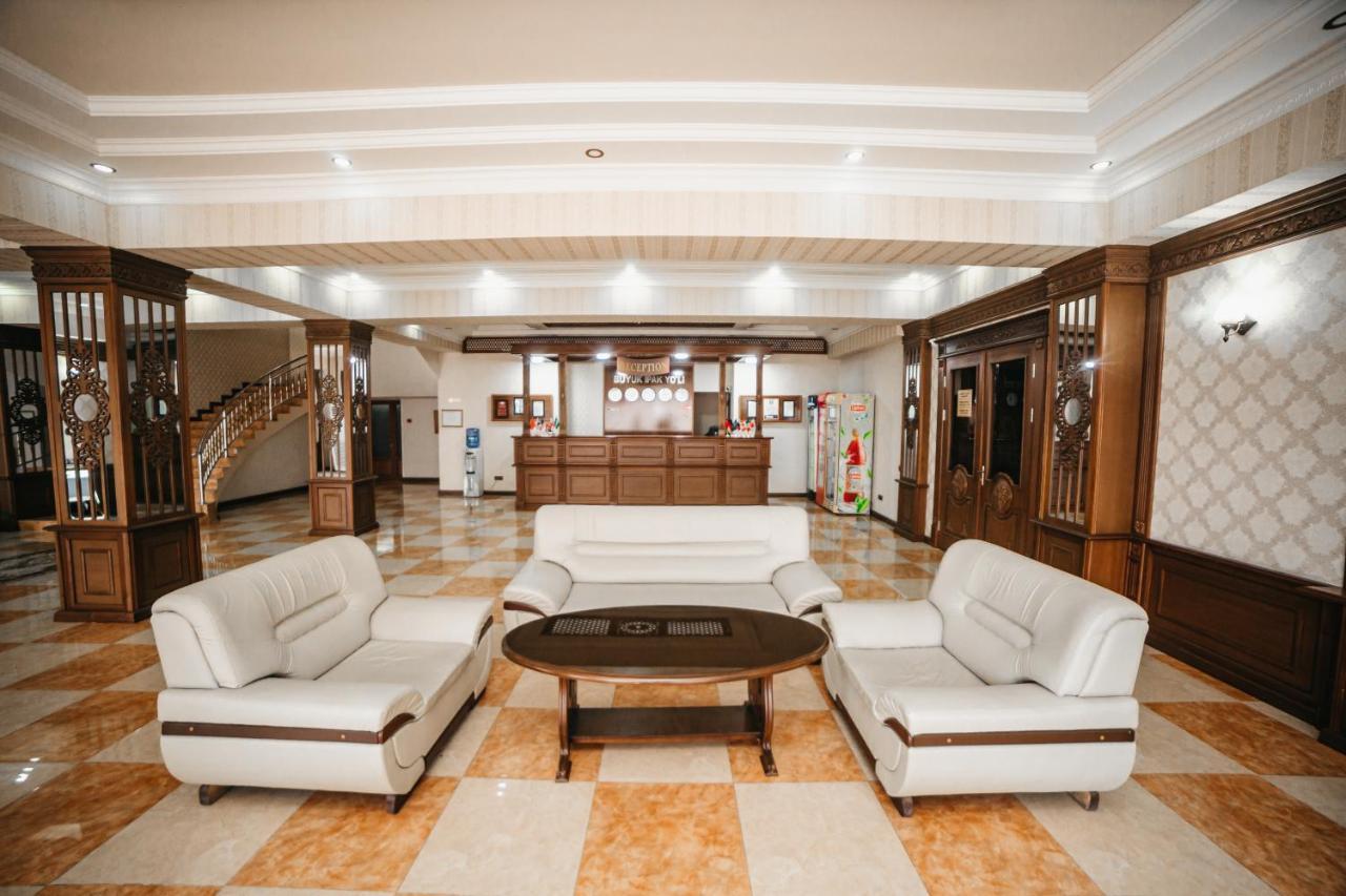 Buyuk Ipak Yo'Li Hotel Наманган Екстер'єр фото